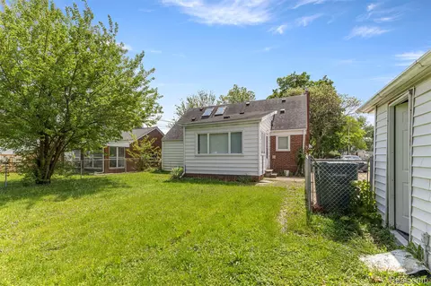 Exterior - 21311 Outer Dr, Dearborn, MI 48124 photo 8 of 14