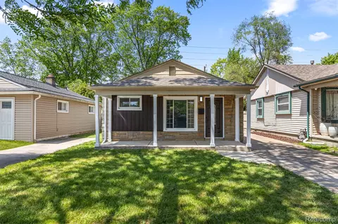 17215 Robert St, Melvindale, MI 48122