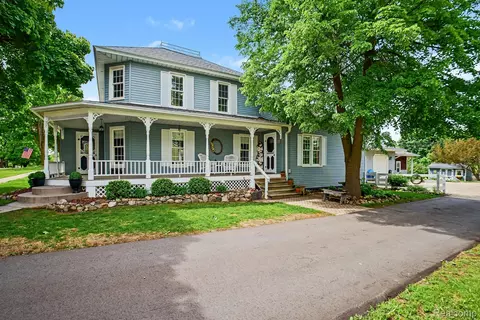 5431 Main St, Dryden, MI 48428