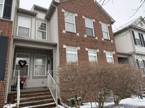 3262 Johanna Ware W, Wixom, MI 48393