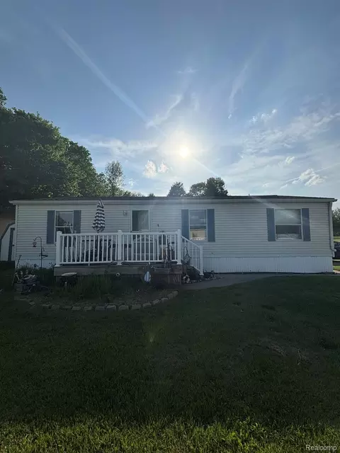 4101 S Lot Apt 601 S Sheridan, Lennon, MI 48449