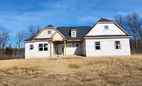 001 Leith St, Brighton, MI 48116