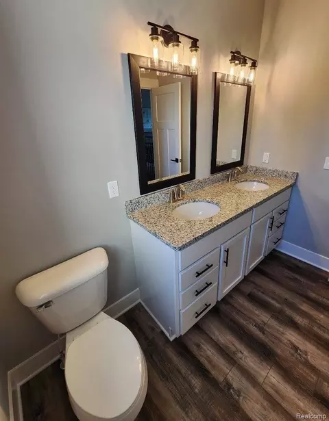 Bath - 001 Leith St, Brighton, MI 48116 photo 5 of 7