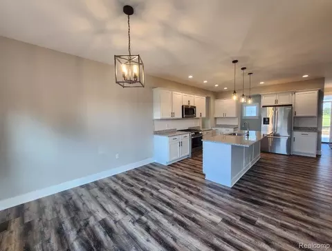 Entry Way - 001 Leith St, Brighton, MI 48116 photo 1 of 5