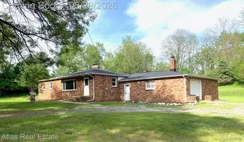 15145 Worden Rd, Groveland, MI 48442