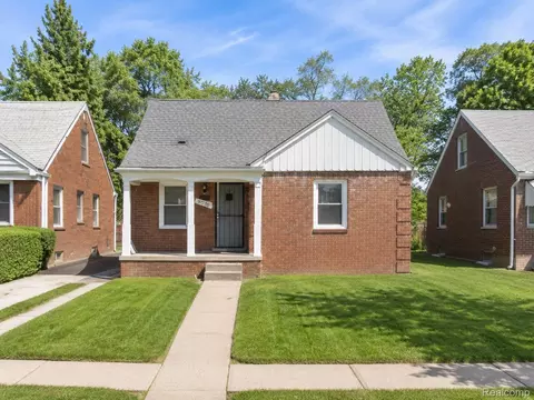 18696 Blackmoor St, Detroit, MI 48234