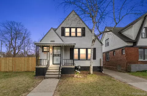 15424 Cruse St, Detroit, MI 48227