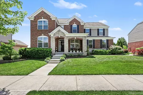 51133 Federal Blvd, Canton, MI 48188