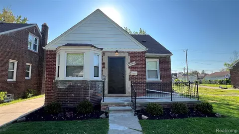 19546 Fairport St, Detroit, MI 48205