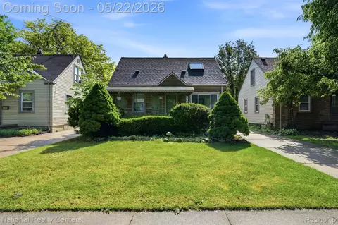 3329 Detroit St, Dearborn, MI 48124