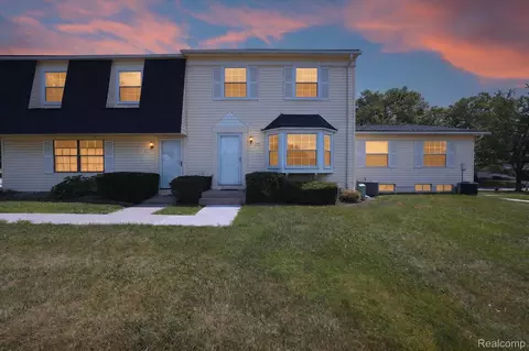 269 Lake Village Dr, Walled Lake, MI 48390