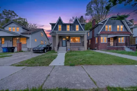 20002 Santa Rosa Dr, Detroit, MI 48221