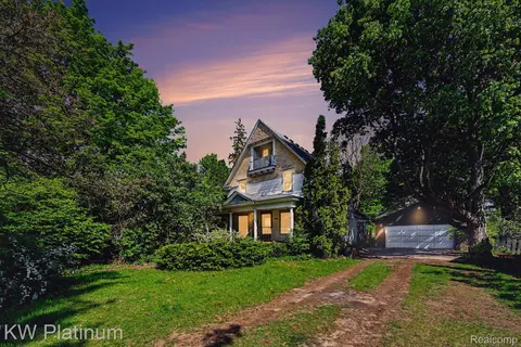 30825 Prospect St, New Haven, MI 48048