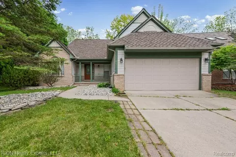 5367 High Ridge Dr, Ypsilanti, MI 48197