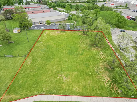 50272 Grand River Ave, Wixom, MI 48393