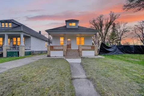 13735 Gable St, Hamtramck, MI 48212
