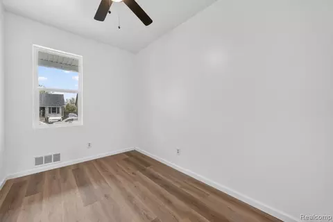 Bedroom - 13735 Gable St, Hamtramck, MI 48212 photo 1 of 5