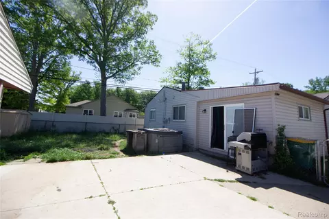 Exterior - 30422 Leroy St, Romulus, MI 48174 photo 1 of 1
