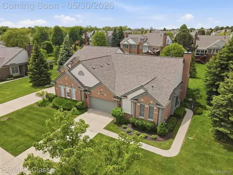17003 Birchwood Dr #80, Northville, MI 48168