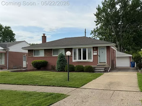 32466 Avondale St, Westland, MI 48186
