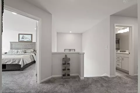 Entry Way - 2721 Maize Loop, Saline, MI 48176 photo 2 of 3