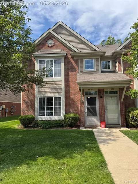 34086 Utica Rd, Fraser, MI 48026