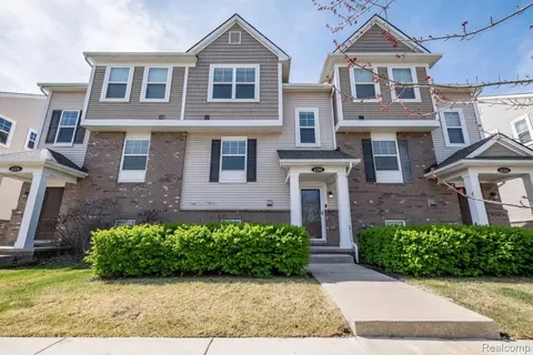 4580 Bradley Cir #24, Troy, MI 48085
