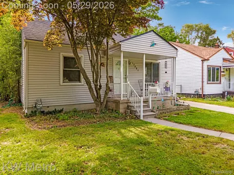 17381 Five Points St, Redford, MI 48240