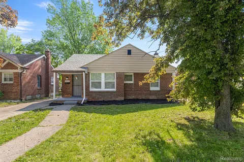 19320 Telegraph Rd, Detroit, MI 48219