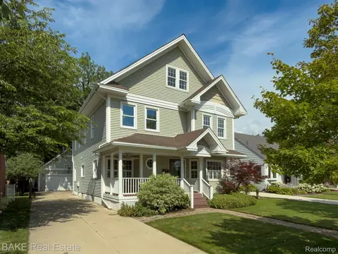 315 N Evergreen St, Plymouth, MI 48170