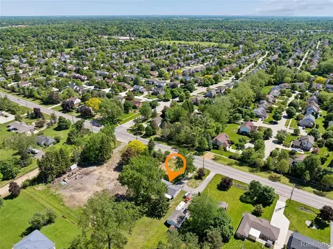 6333 N Beck Rd, Canton, MI 48187