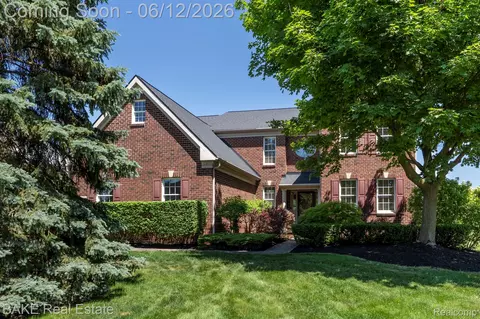 15396 Bay Hill Dr, Northville, MI 48168