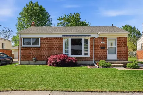 348 Sonia Ave, Madison Heights, MI 48071