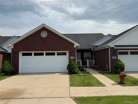 23263 Pinewood Dr #110, Taylor, MI 48180