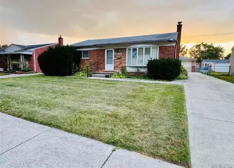 25227 Marilyn Ave, Warren, MI 48089