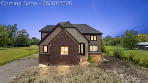 60637 Schoenherr Road Rd, Washington, MI 48094