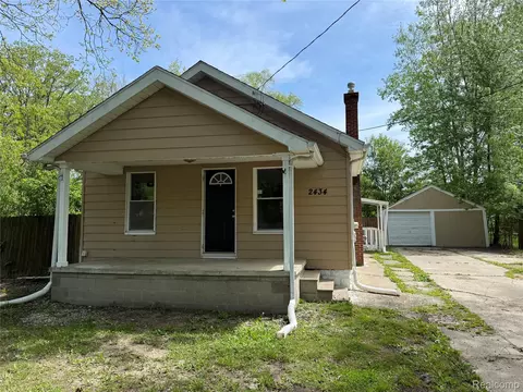 2434 Thornton Ave, Flint, MI 48504