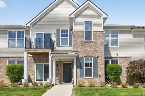 9789 Ridge Run St, Howell, MI 48855
