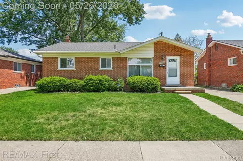 29636 Spoon Ave, Madison Heights, MI 48071