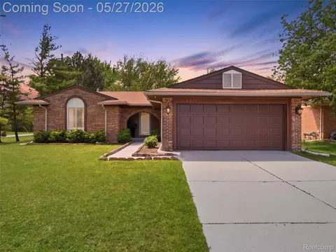 41411 Greenwood Dr, Canton, MI 48187