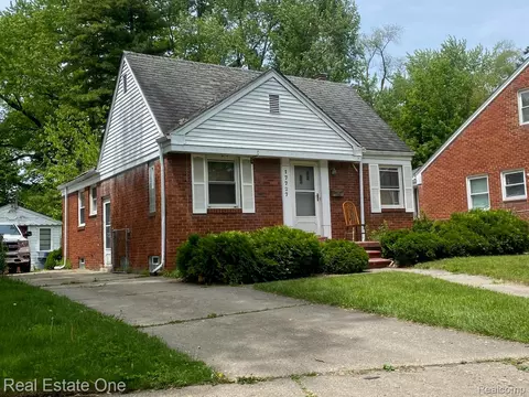 17727 Woodbine St, Detroit, MI 48219