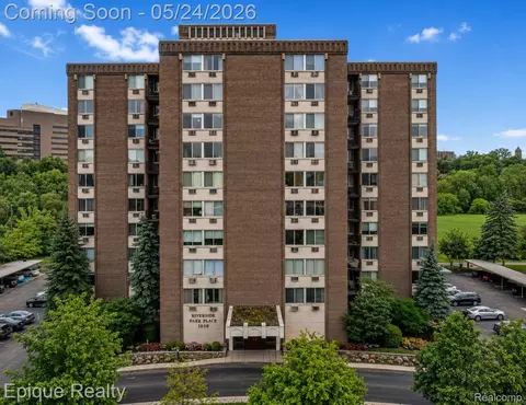 1050 Wall St #8F, Ann Arbor, MI 48105
