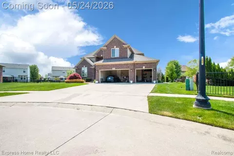 56713 Peach Tree Ln, Macomb, MI 48042