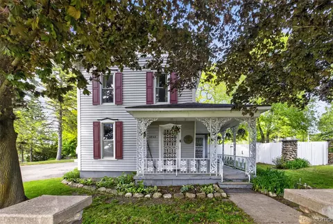 4742 2nd St, Columbiaville, MI 48421