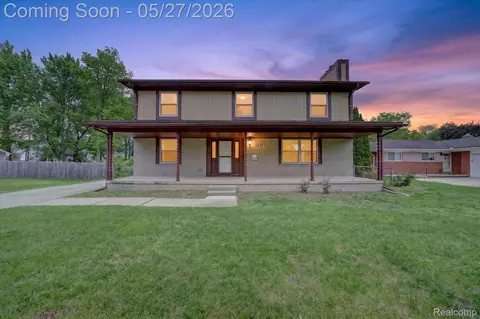 25852 Curie Ave, Warren, MI 48091