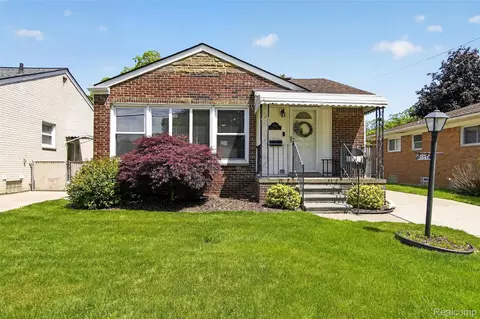 2845 Cornell St, Dearborn, MI 48124