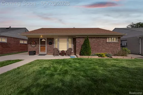 15123 Mccann St, Southgate, MI 48195