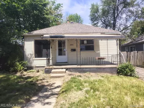 24806 Frisbee St, Detroit, MI 48219
