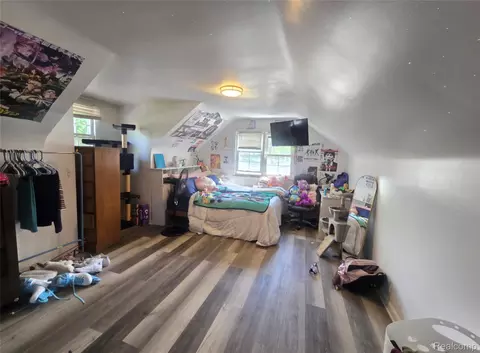 Bedroom - 3224 Circle Dr, Flint, MI 48507 photo 3 of 5