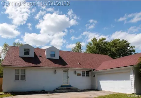 3224 Circle Dr, Flint, MI 48507